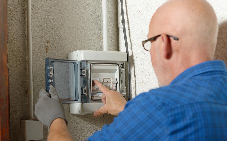 besoin d'un électricien Montataire